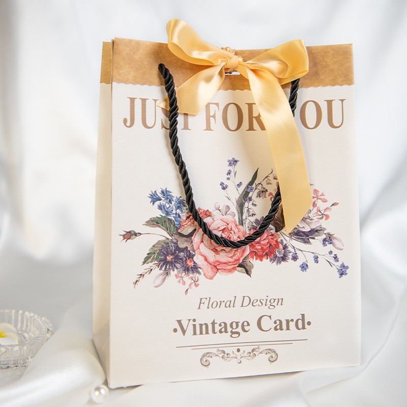 Customized Eco Friendly Printed Small Paper Rope Handle Bags For Sweets (3).jpg