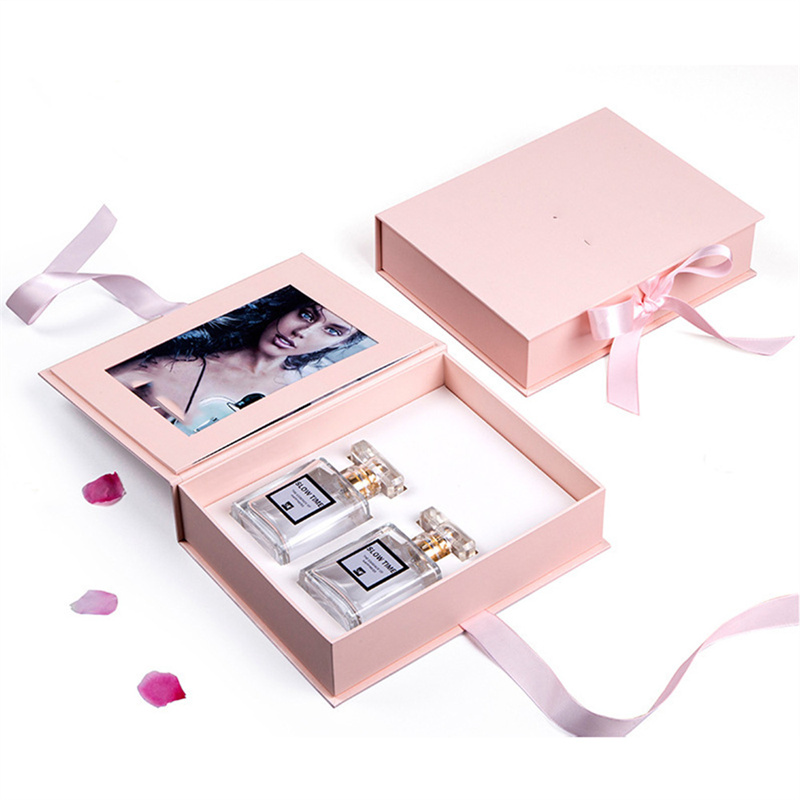 Customized Black Card Stamping Process Reed Diffus04.jpg