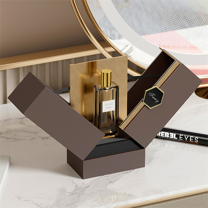 Customized Black Card Stamping Process Reed Diffus02.jpg