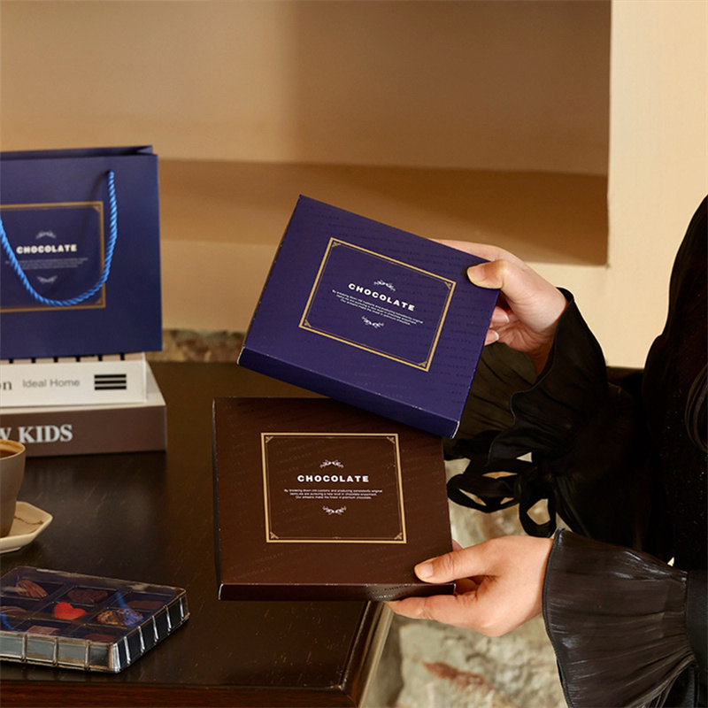 Customized Printing UV Process PET Inner Tray Raw 04.jpg